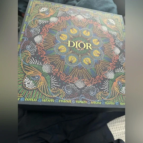 RARE DIOR set of 8 ornaments | holiday | christmas ornaments BNIB - Picture 7 of 9